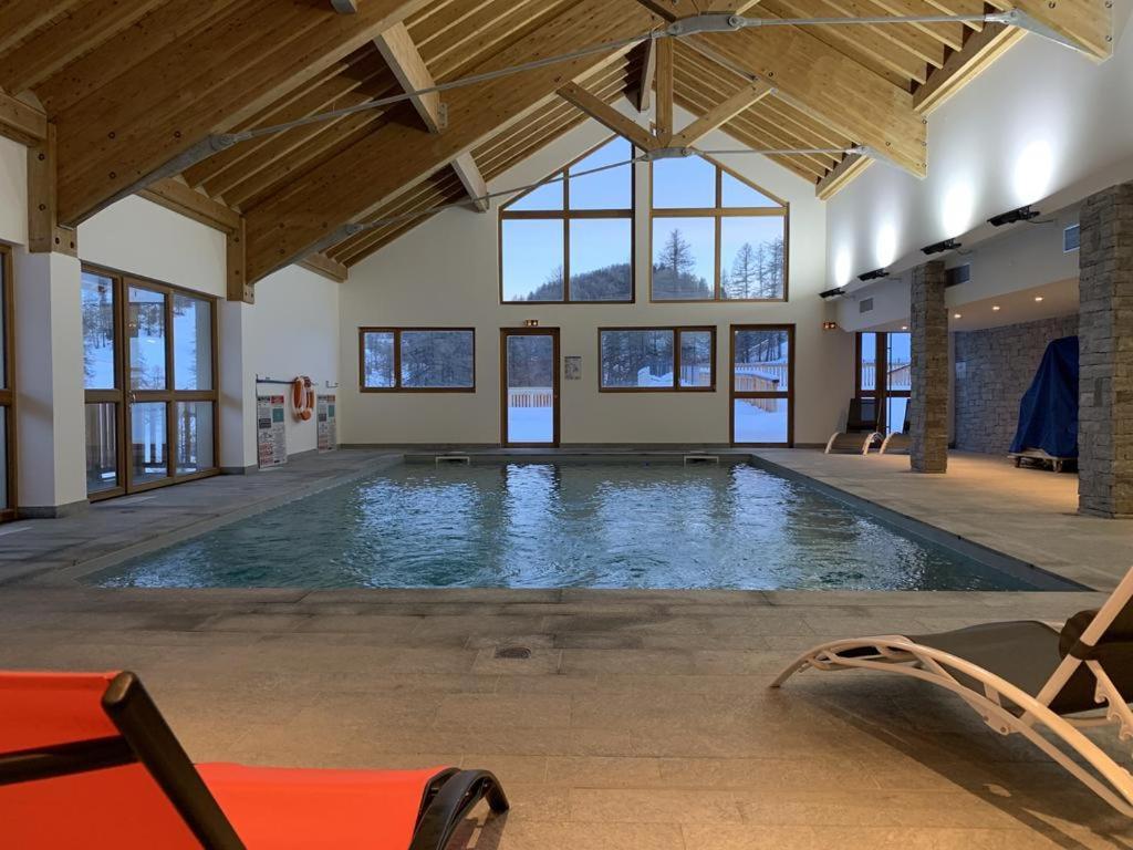 Ferienwohnung Appt Le Hameau Des Rennes 4 Etoiles Pieds Des Pistes Piscine Interieure Exterieure Vars  Exterior foto